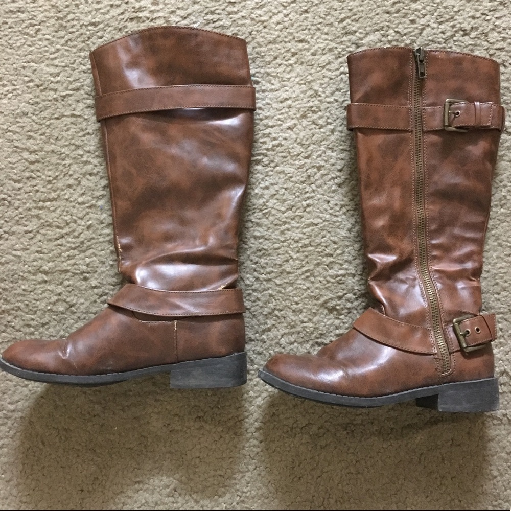Brash Brown Boots 👢